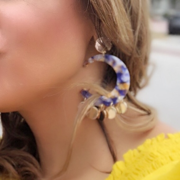 HALF MOON BLUE RESIN DROP EARRINGS - Picture 2 of 3